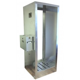 Douche portative en aluminium pour la décontamination des travailleurs exposés à l’amiante (34 x 30 x 83 pouces).