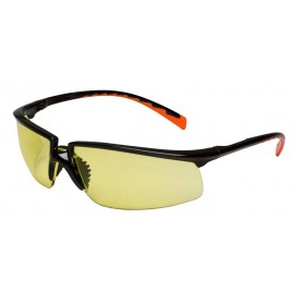 3M Privo protective eyewear with anti-fog treated amber polycarbonate lenses for protection from blue light. CSA approved.