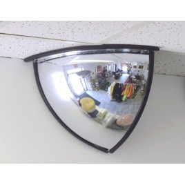 Miroir convexe en quart de dôme, en acrylique, pour vue à 90 degrés dans un coin.