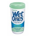 Lingettes nettoyantes Wet-Ones pour peau sensible, hypoallergéniques, sans alcool.