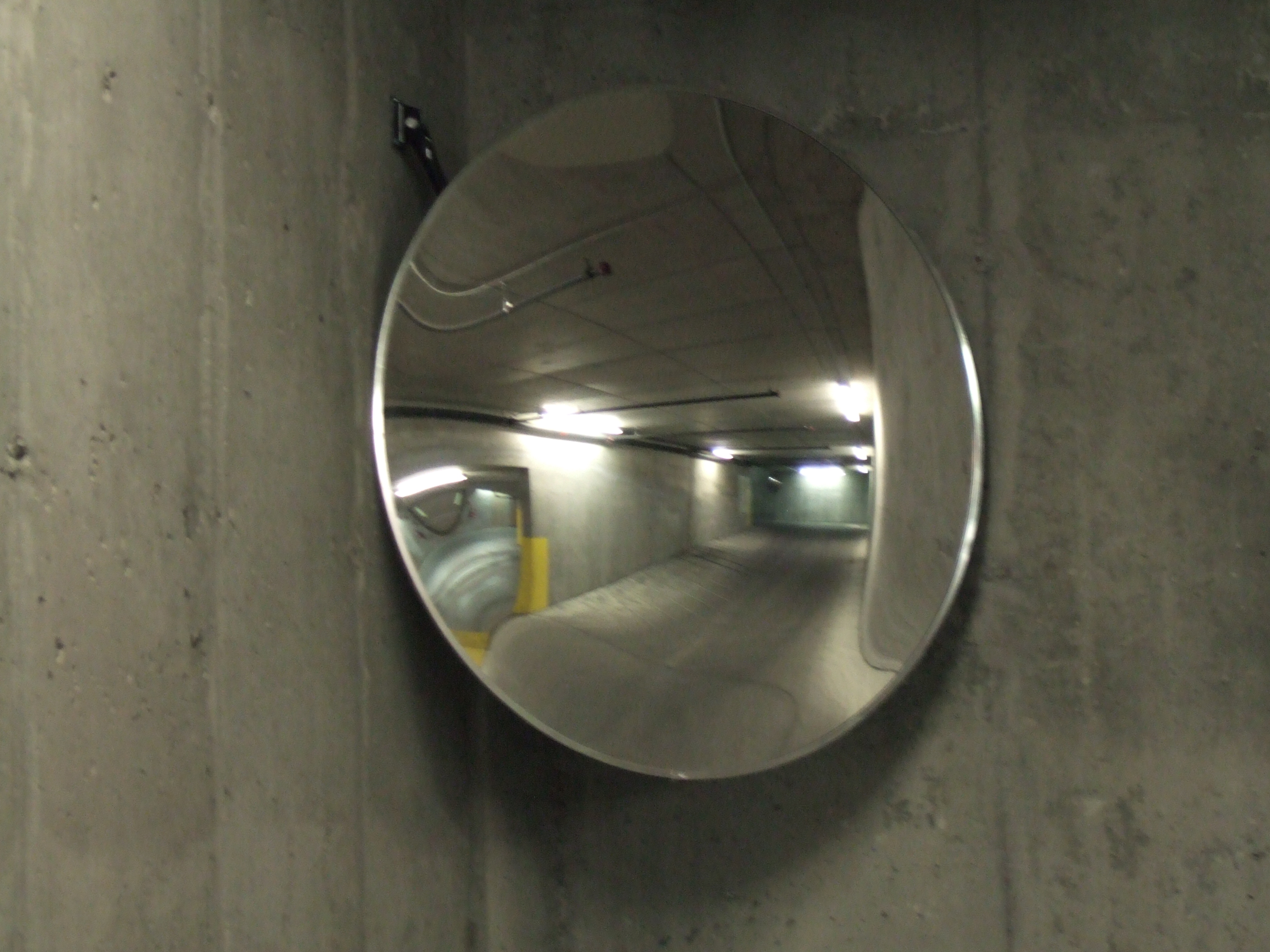 Miroir convexe extérieur avec bras télescopique SGI549, #TQSGI549000, Montréal, Québec